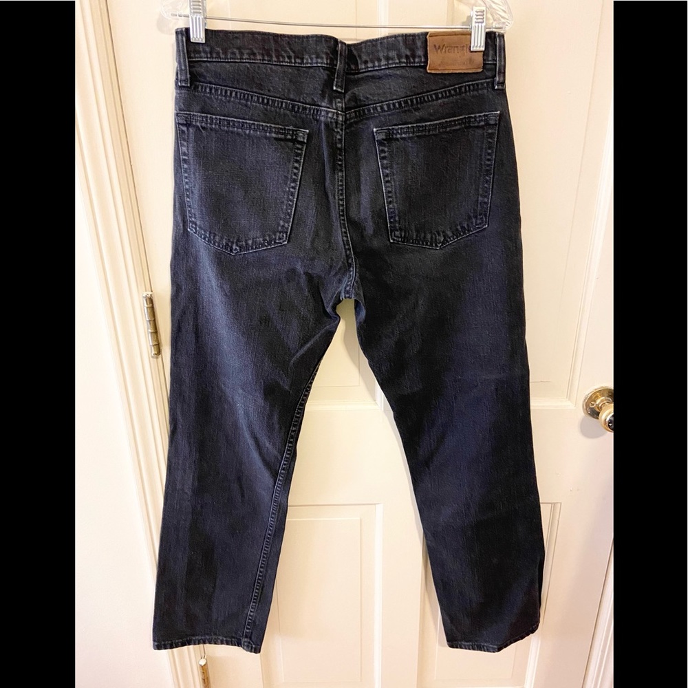 Wrangler mens black slim straight jeans